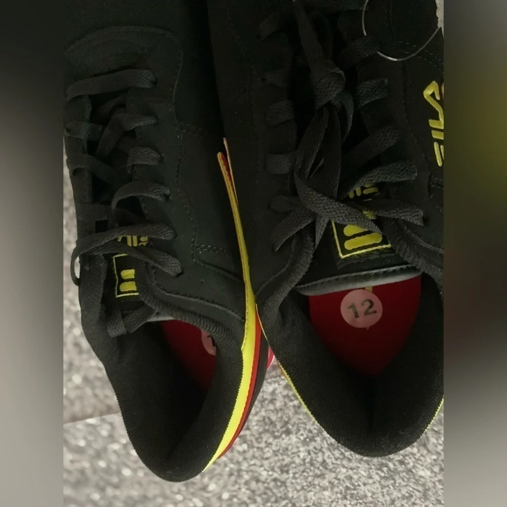 FILA Men’s Sneakers